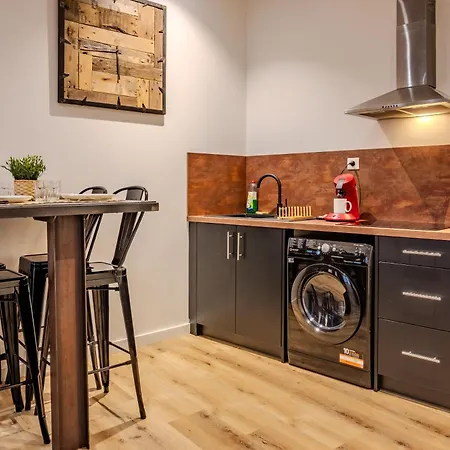 Apartament Le Ptit Chauffour - Hyper Centre - Transports En Commun - Commerces A Proximite